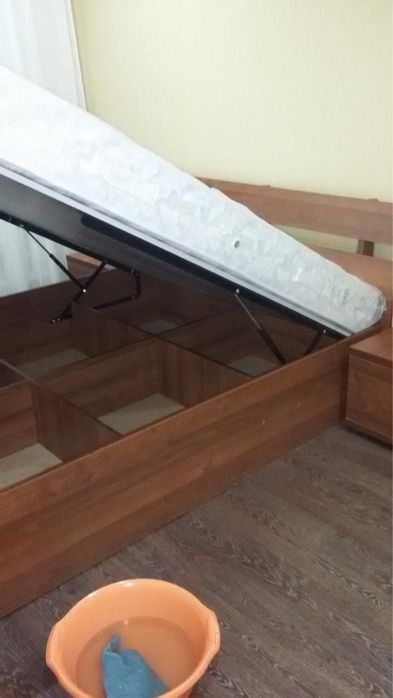 Продам мебель для спальни.