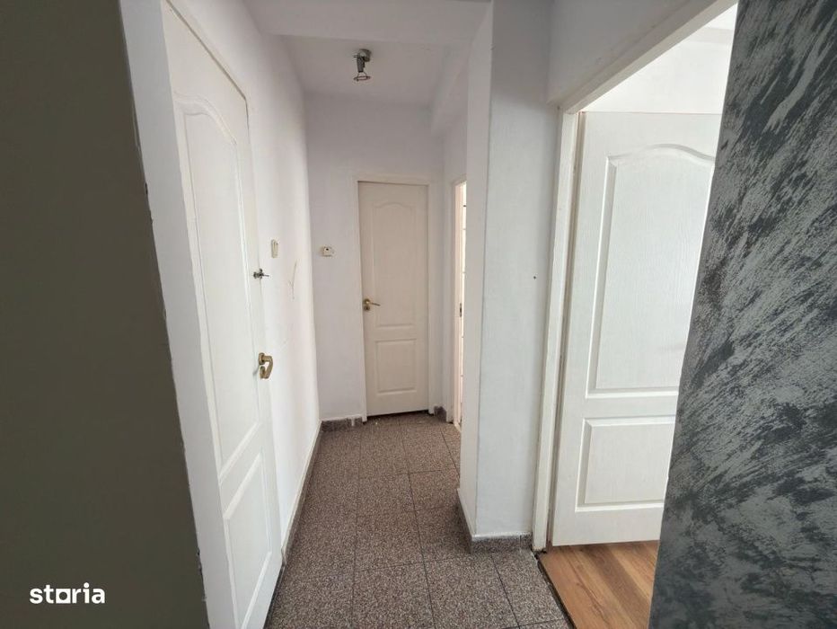 Apartament 4 camere, 71 mp, zona Centrala