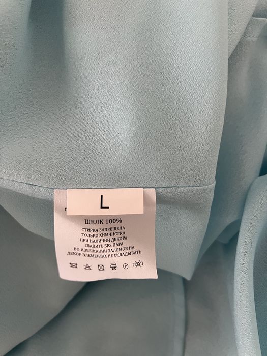 Продам платье Malli