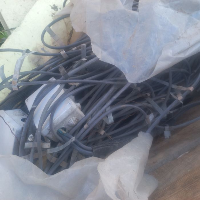 Электрощитовой и греющий кабель