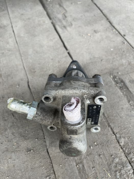 Насос Гура WV passat b5 Audi A4