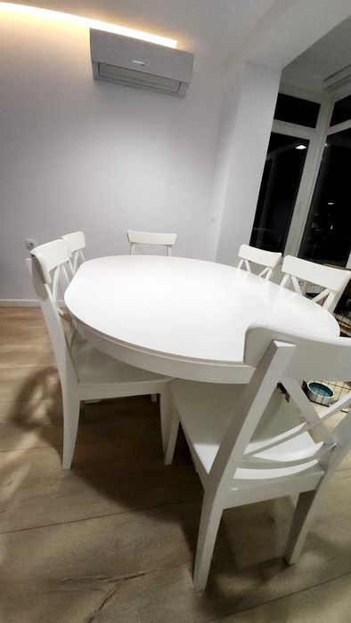 Комплект маса със столове