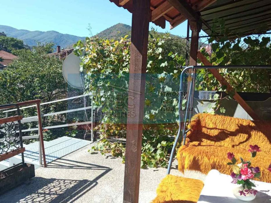 Продава се Етаж от къща в Етрополе - 50 кв.м за 714 €/кв.м - Снимка #5