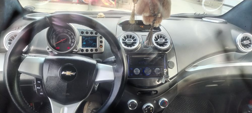 Спарк сотилади тезда пул керак 3 пазитсия