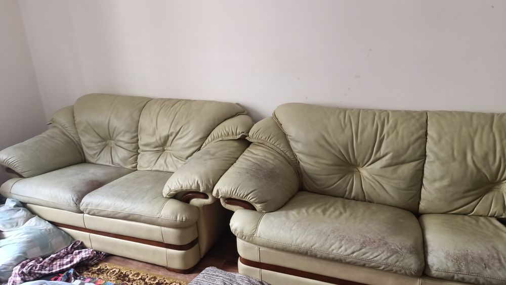 Продам кожаный диван