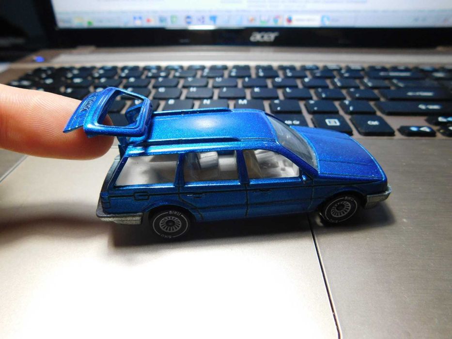 Masinuta metal SIKU VW Passat Variant GT Germania