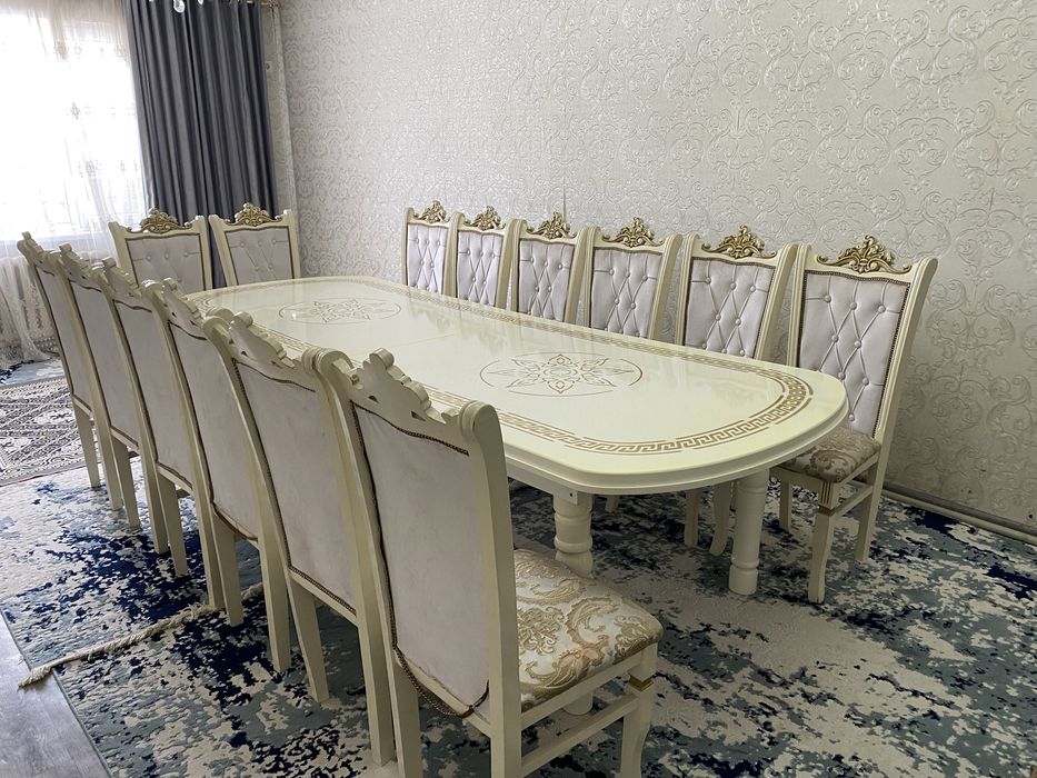 Столы и стулья белый