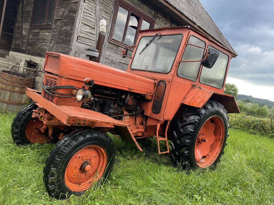 Vand tractor romanesc 650. .