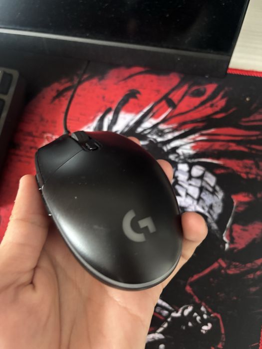 Продам мышь Logitech g102