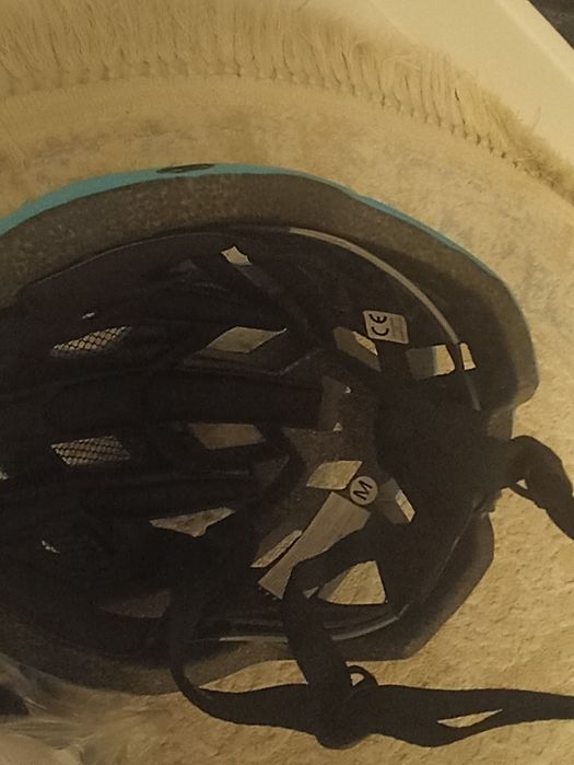 Продам шлем велосипедный
