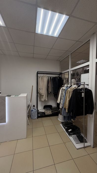 Продам бутик с оборудованием