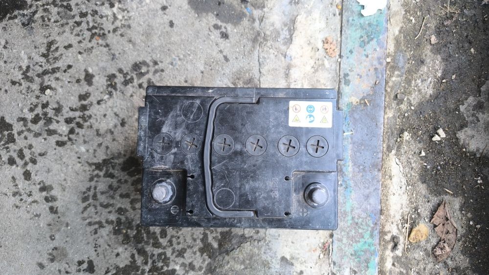 Vând baterie Rombat cyclon 55ah 450A