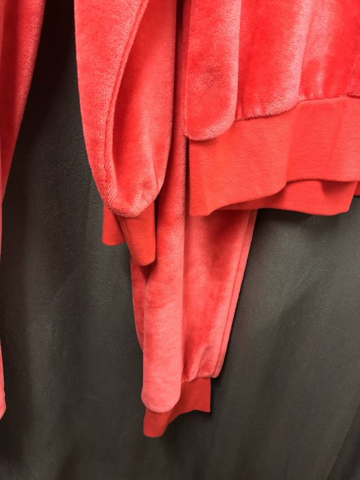 Дамски екип нов плюш