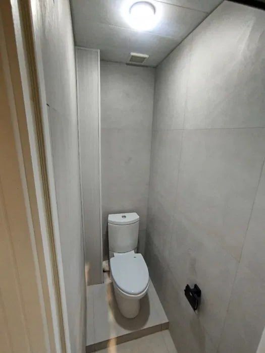 Срочно! Квартира на Дружбе Народов! 2/4/9