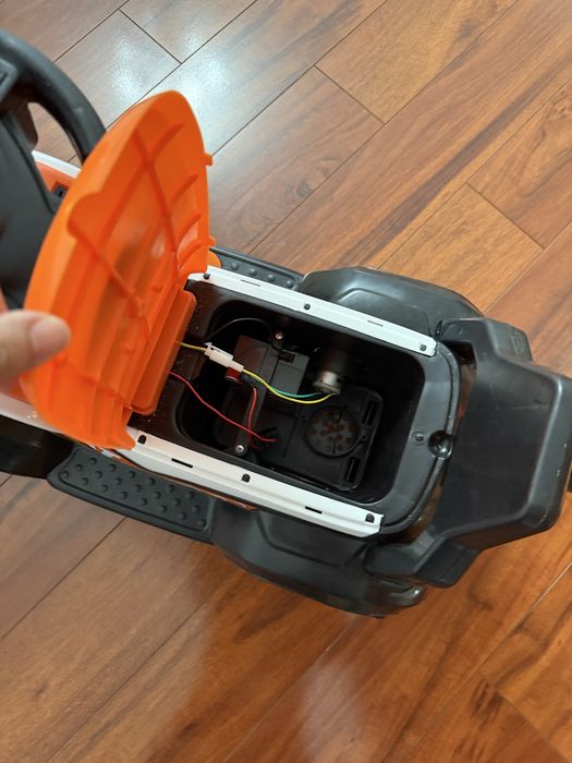 Продам машинку , транспорт