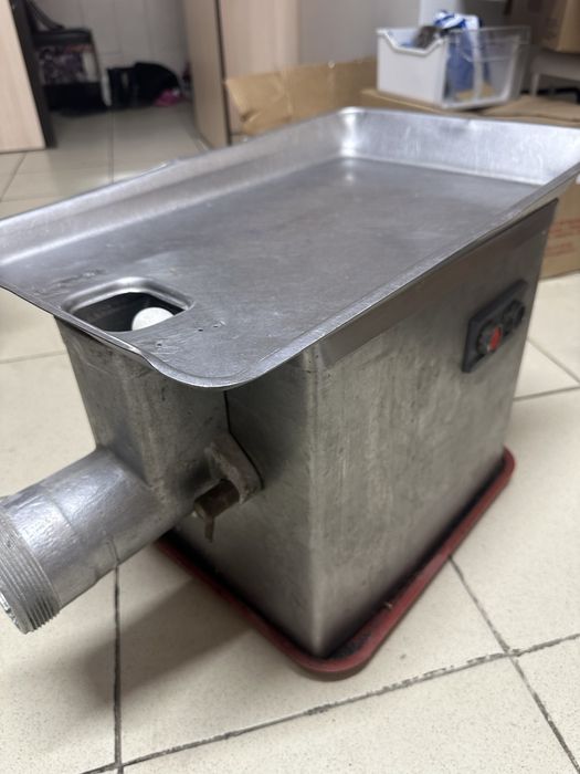 Мясорубка МИМ-300