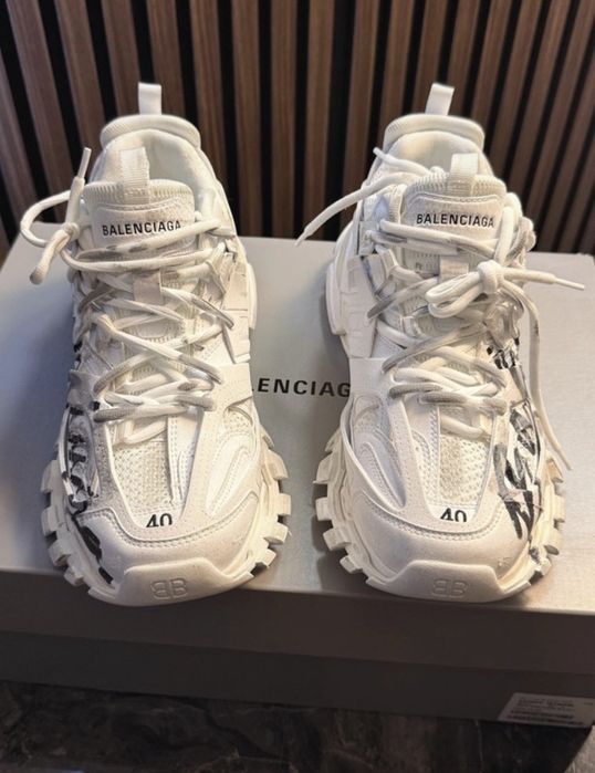 Balenciaga Track