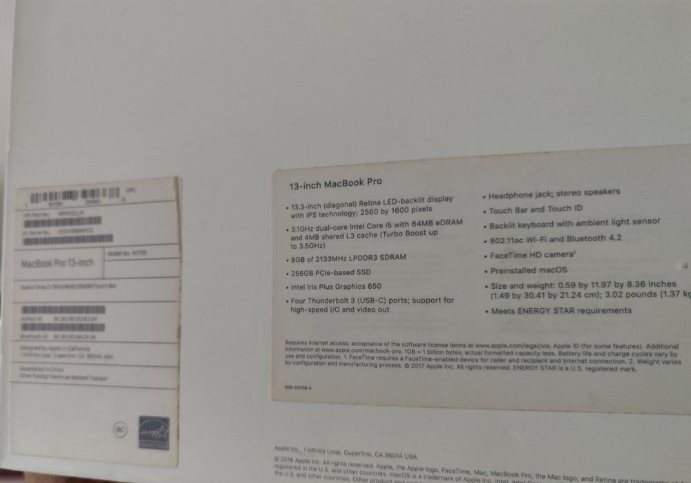 MacBook pro 13-inch / 8GB RAM / 256 SSD / 2018