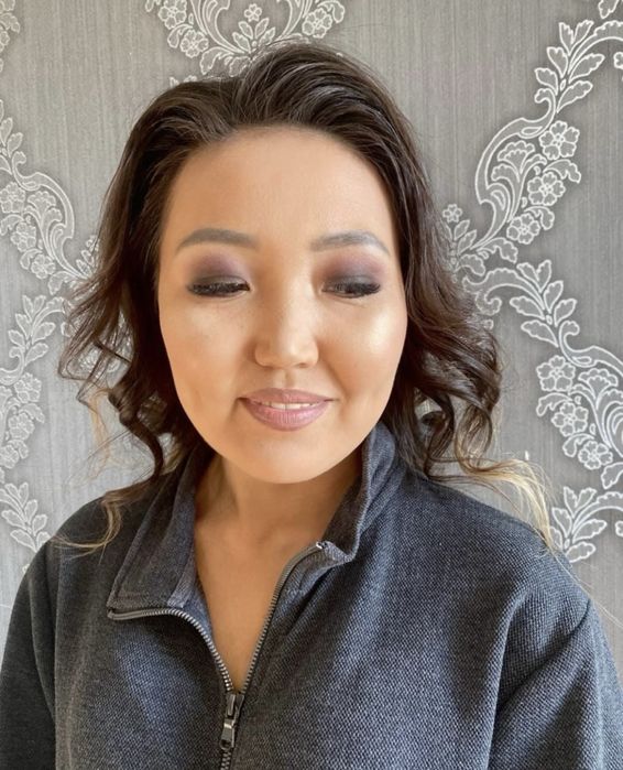 Макияж и укладка