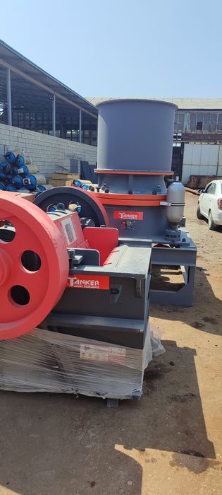 Щековая дробилка 1000x250