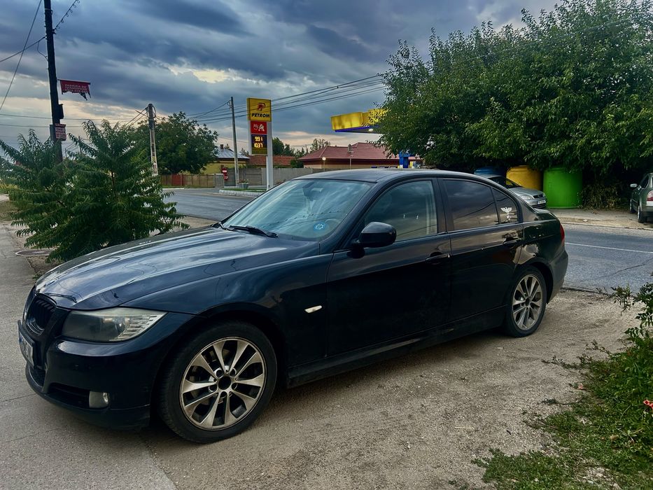 BMW Seria 3 2010 — imagine 3