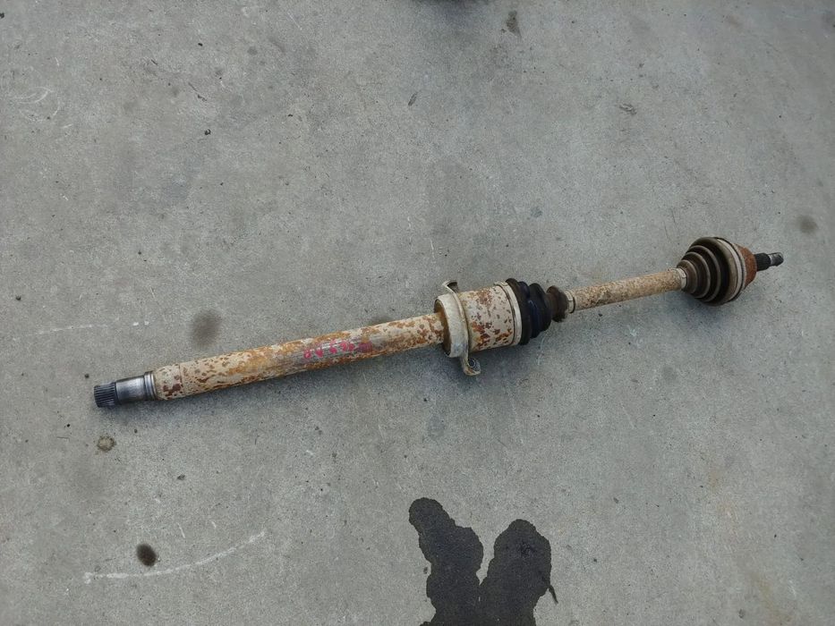 planetara dreapta fata 2.4 jtd alfa romeo 159