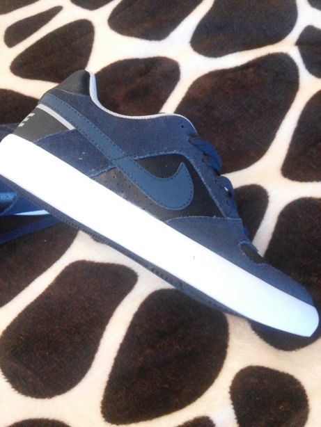 nike air force one lv7