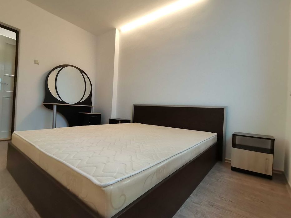 Дава се под наем Двустаен апартамент в Бургас, Меден рудник - зона А - 70 кв.м за 255 € - Снимка #4