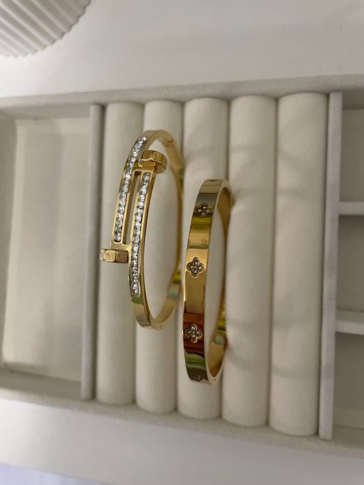 Гривни от стомана