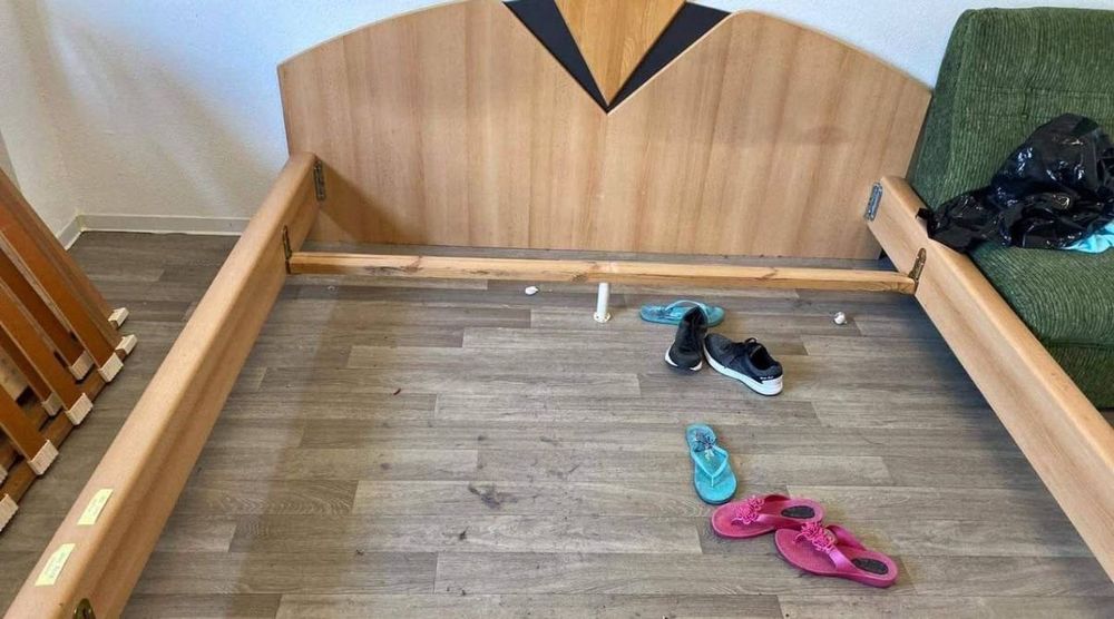 Дървена спалня 180х200