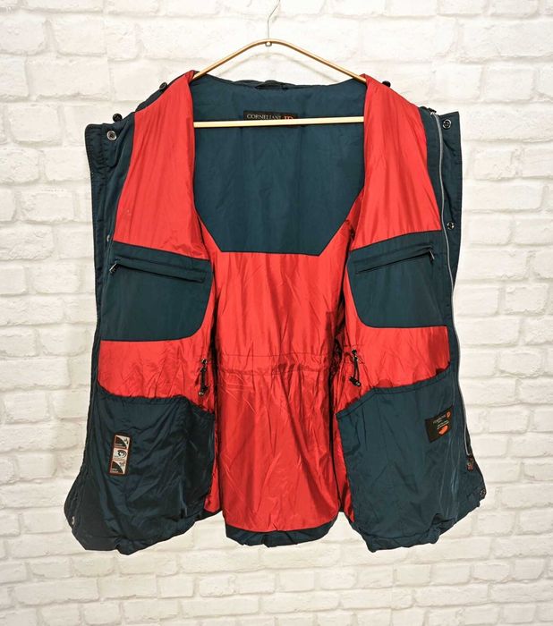 Corneliani Водоустойчиво яке с пух размер 52 / L