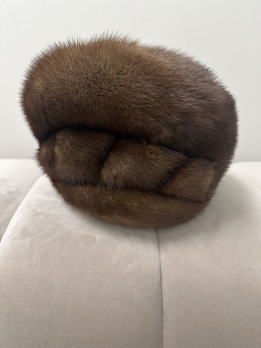 Шапки норковые и каракулевые