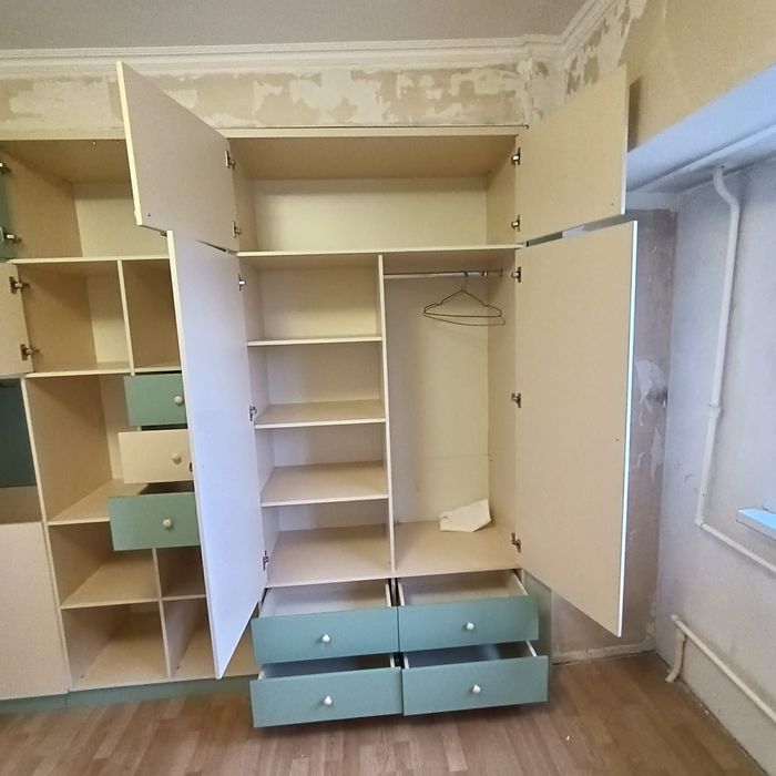 Продам шкаф в отличном состоянии