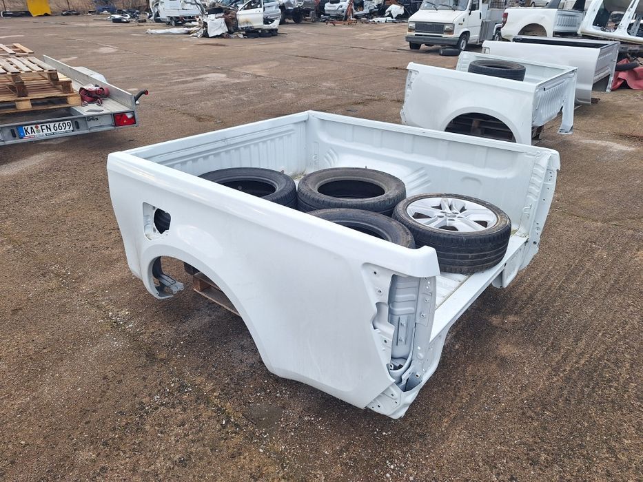 Каросерия За  Isuzu-D-Max 2019-2023 Година  Исузо Д Макс