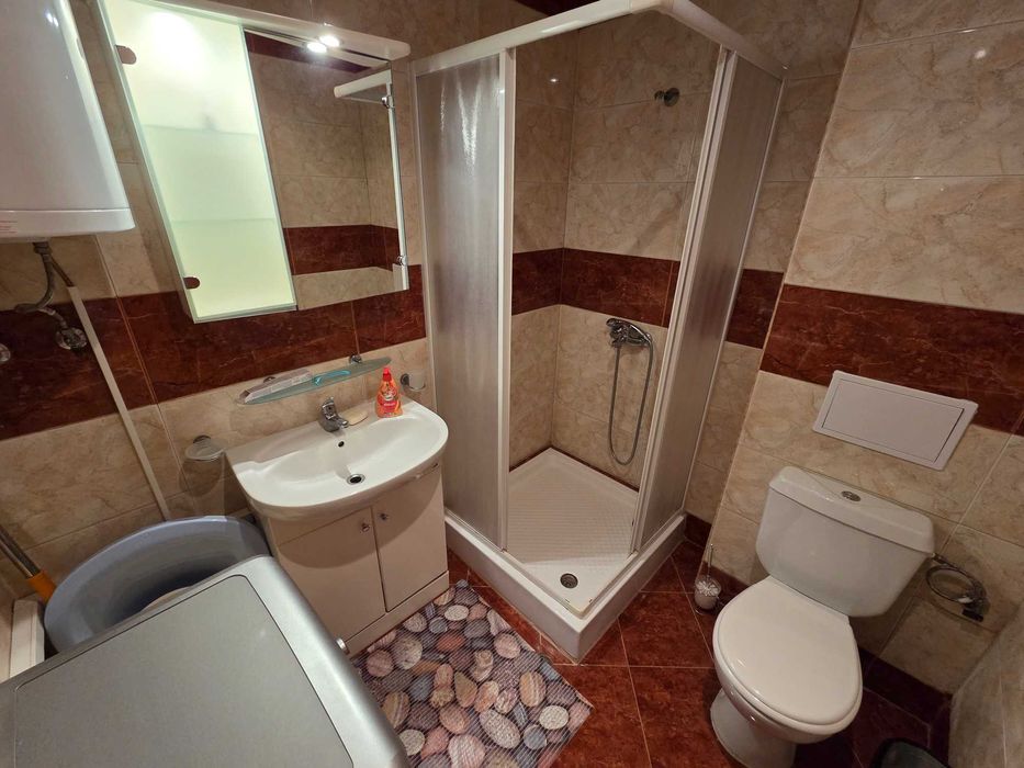 Двустаен апартамент на първа линия море в Равда