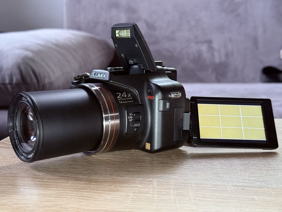 Panasonic Lumix DMC-FZ100