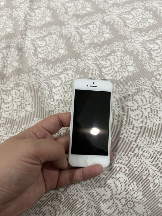 Iphone 5 rangi 16 gb