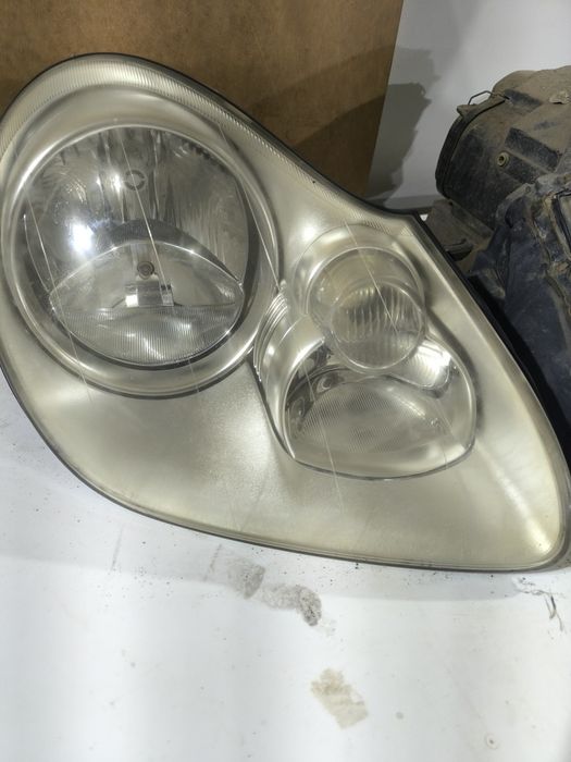 Продам  фары Порш каен 955