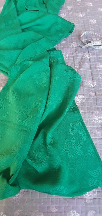 Копринен  нов плат 4м на 114см