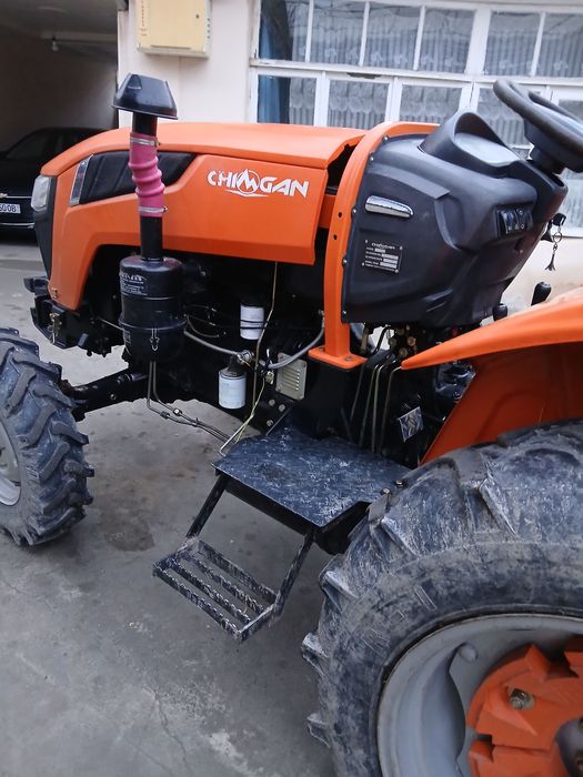 chimgan 404 traktori sotiladi