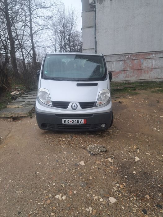 Рено Трафик 2.5  150 к с