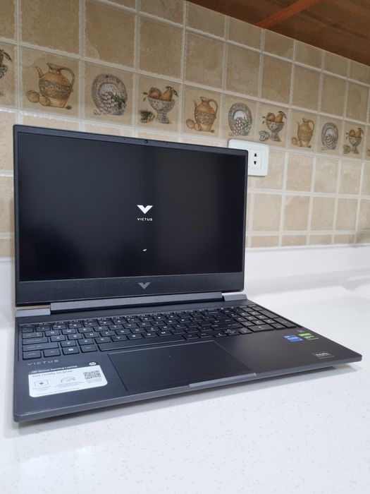 Игровой ноутбук HP Victus 15
