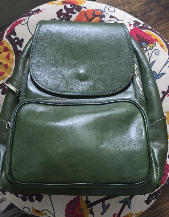 Раница Vera Italy естествена кожа в невероятен смарагдов цвят!