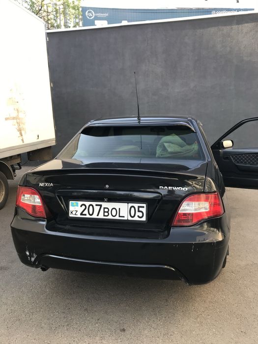 Продам Nexia 2 обьём 1.5 год 2011