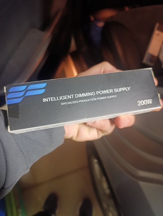 Продавам трансформатор за Led осветление 200-400W