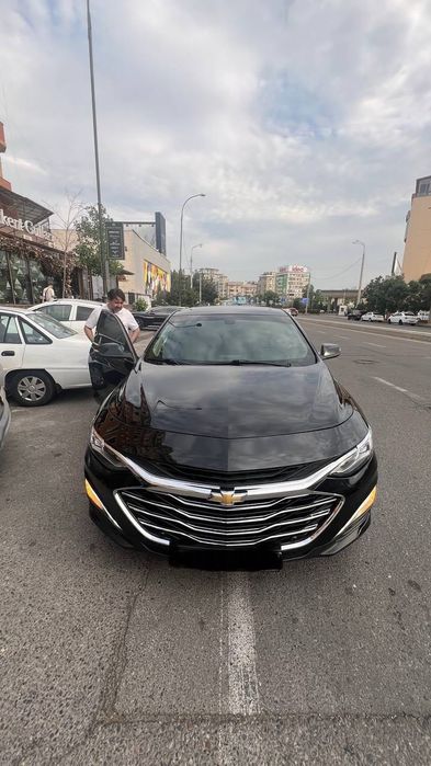 Malibu 2 qora 2,4 premier