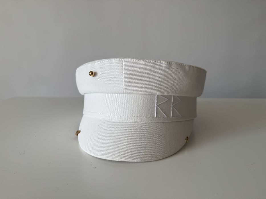 RB Шапки Ruslan Baginskiy