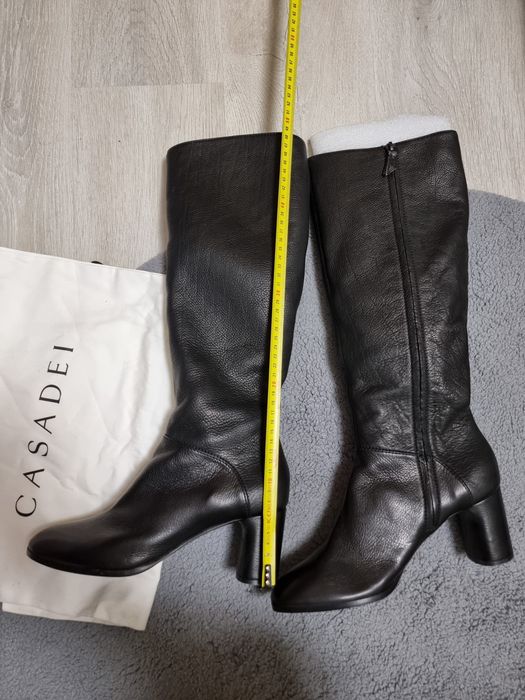 Cisme dama noi casadei