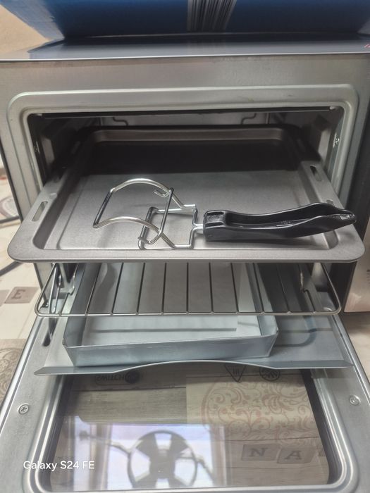 Cuptor electric MINI-BACKOFEN 1300W nou