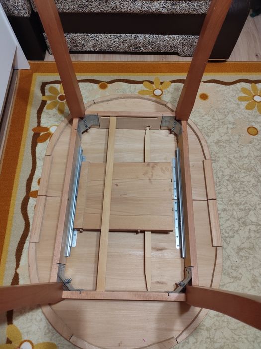 Кухненска маса разтегателна